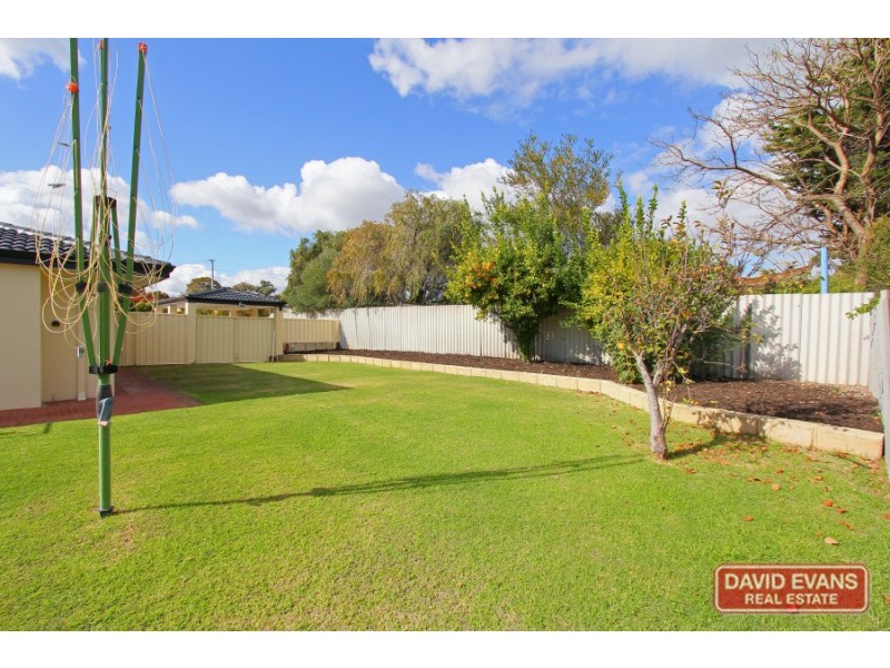 9 Phillip Court, Padbury WA 6025