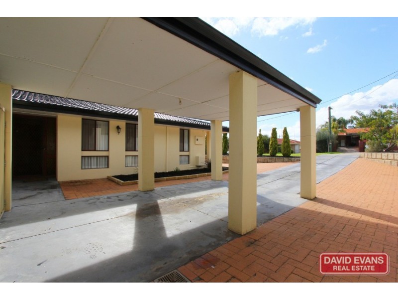 9 Phillip Court, Padbury WA 6025