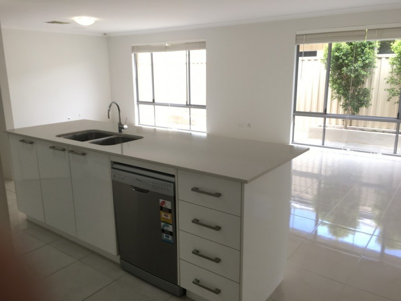 64 Saponara Drive, Sinagra WA 6065