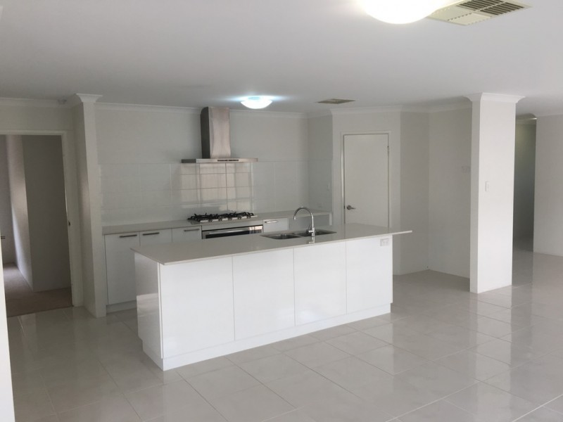 64 Saponara Drive, Sinagra WA 6065