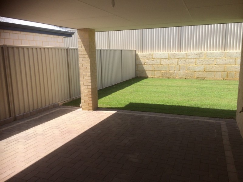 64 Saponara Drive, Sinagra WA 6065