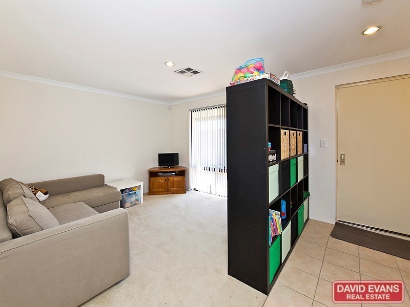 15 Watkins Loop, Tapping WA 6065