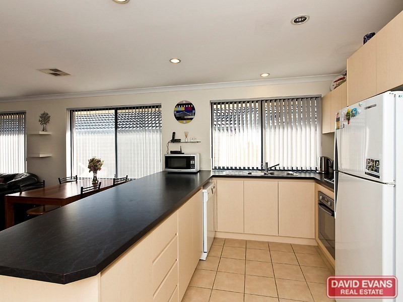 15 Watkins Loop, Tapping WA 6065