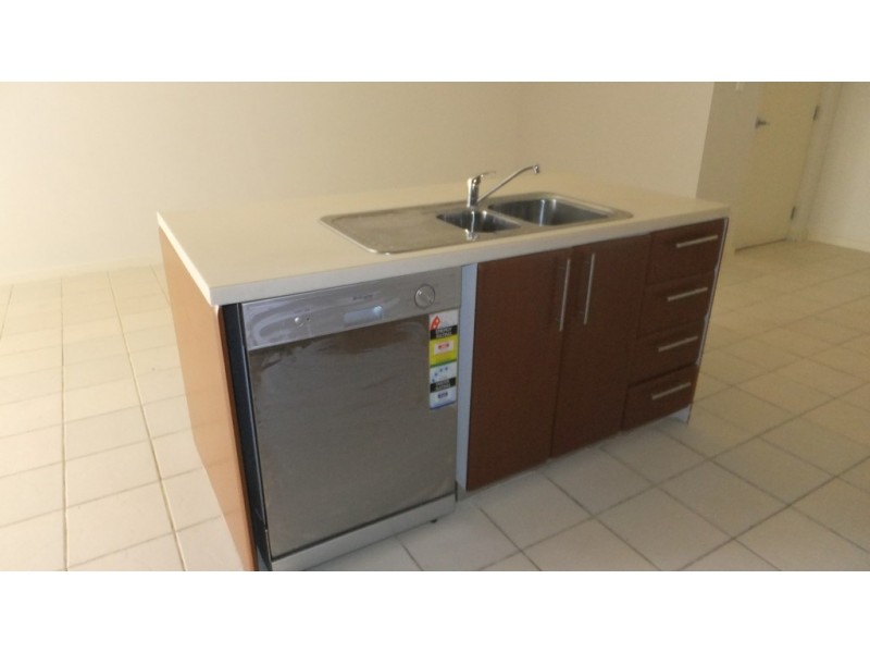 6/5 Eastleigh Loop, Currambine WA 6028