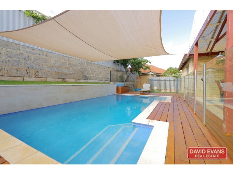 11 Leroux Retreat, Padbury WA 6025