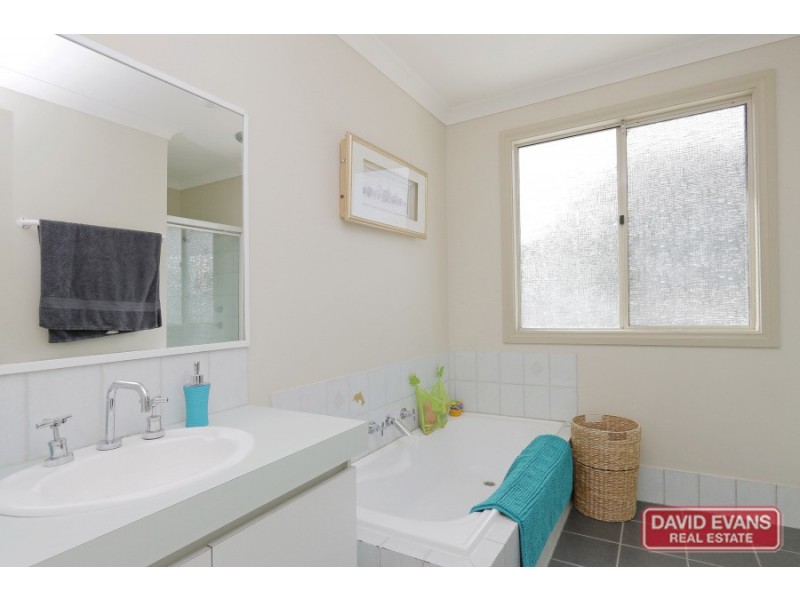 11 Leroux Retreat, Padbury WA 6025