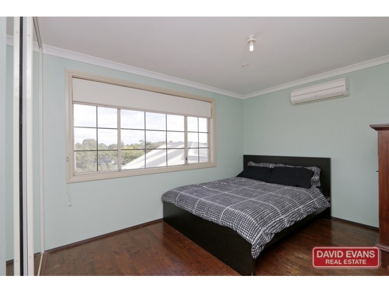 11 Leroux Retreat, Padbury WA 6025