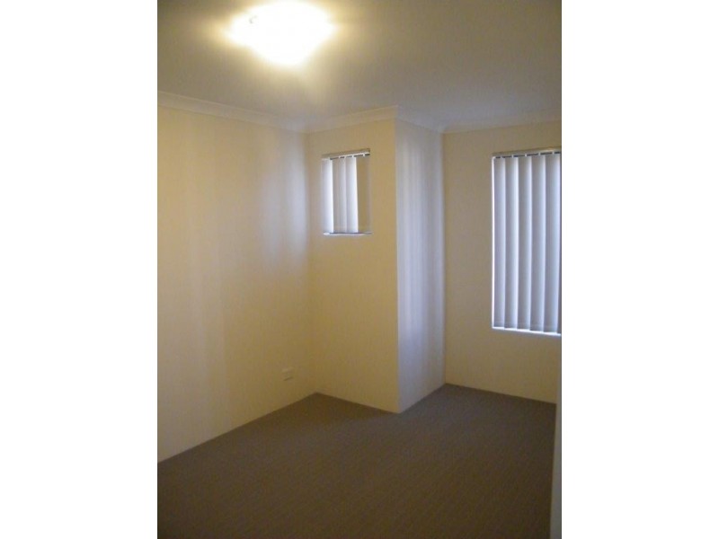 7 Rosemount Entrance, Pearsall WA 6065