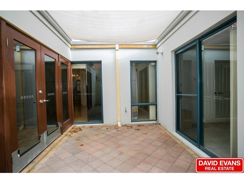 33 Blackfriars Road, Joondalup WA 6027