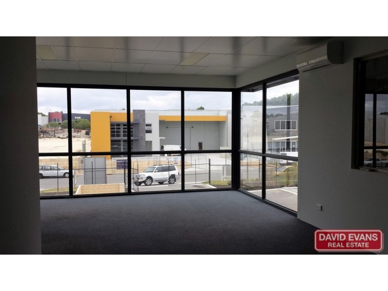 2/9 Darlot Road, Landsdale WA 6065