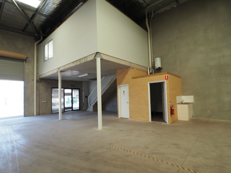 2/9 Darlot Road, Landsdale WA 6065