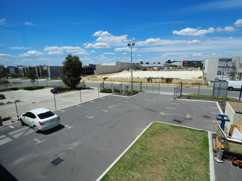 2/9 Darlot Road, Landsdale WA 6065