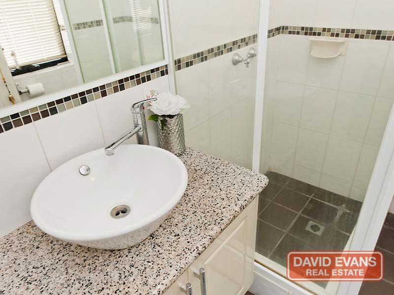 70a Nollamara Ave, Nollamara WA 6061