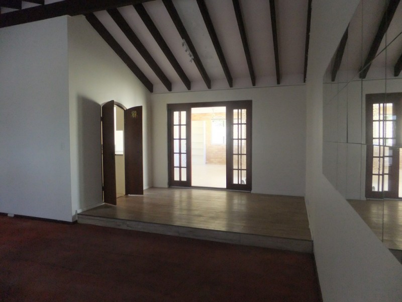 6 Malak Court, Wanneroo WA 6065