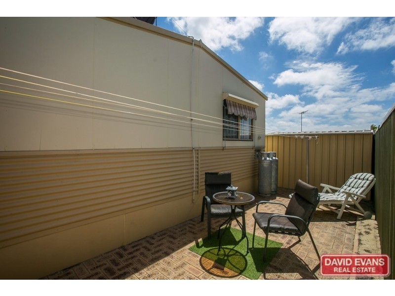 72/30 Mangano Place, Wanneroo WA 6065