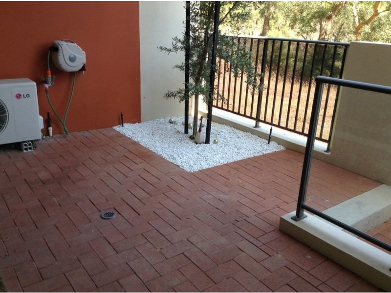 11/2 Molloy Promenade, Joondalup WA 6027