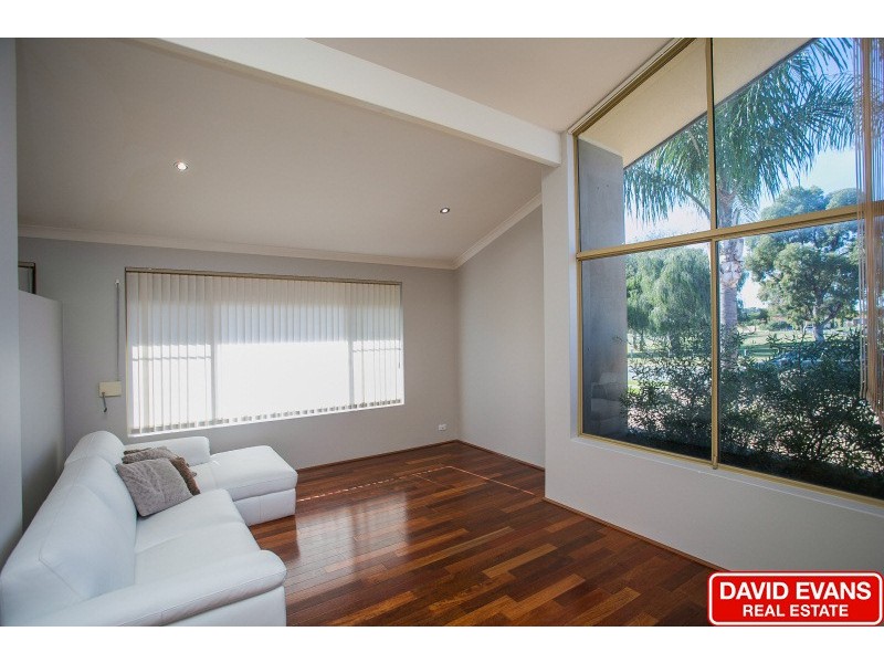 23 Herreshoff Ramble, Ocean Reef WA 6027