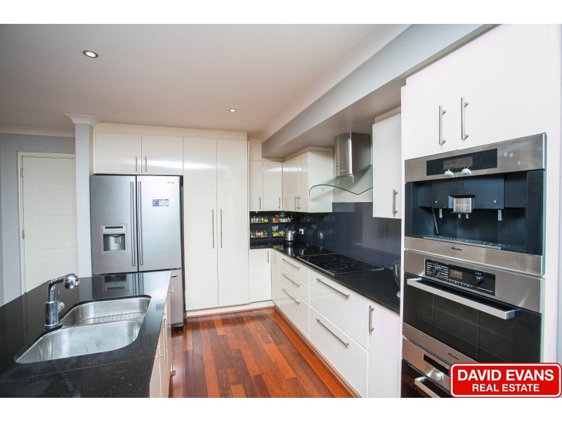 23 Herreshoff Ramble, Ocean Reef WA 6027