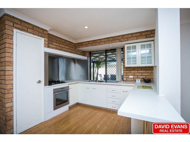 11 Aristos Way, Marangaroo WA 6064