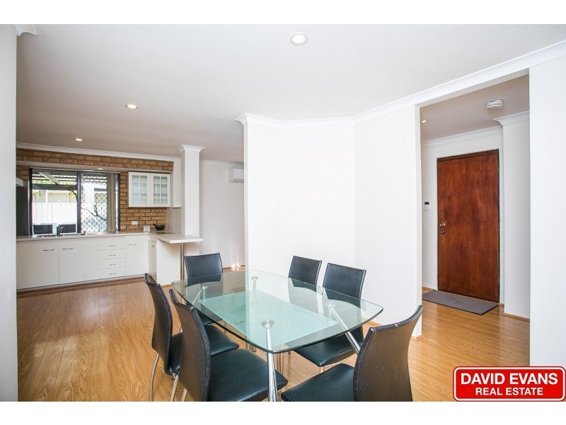 11 Aristos Way, Marangaroo WA 6064