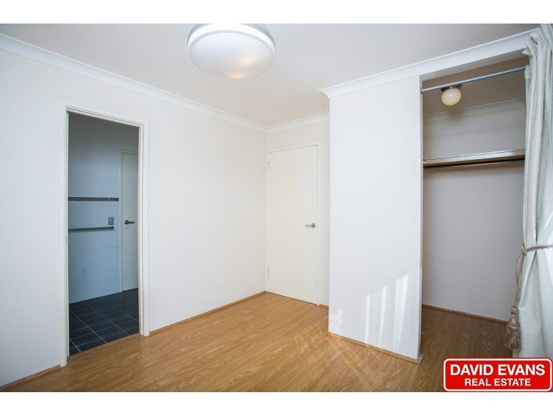 11 Aristos Way, Marangaroo WA 6064