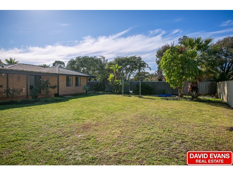 11 Aristos Way, Marangaroo WA 6064