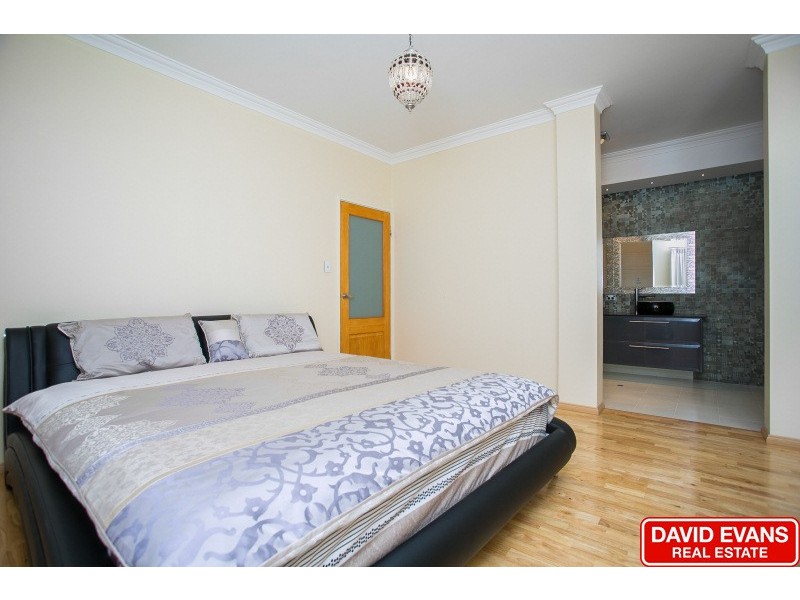 3 Westbury Lane, Madeley WA 6065