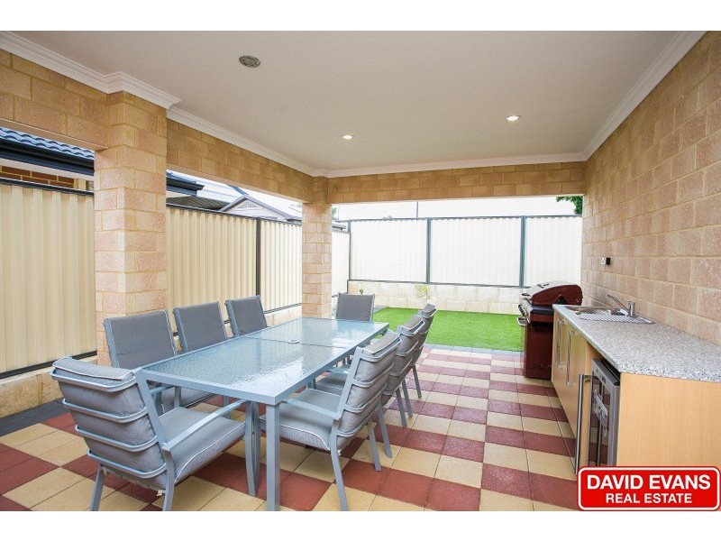 3 Westbury Lane, Madeley WA 6065