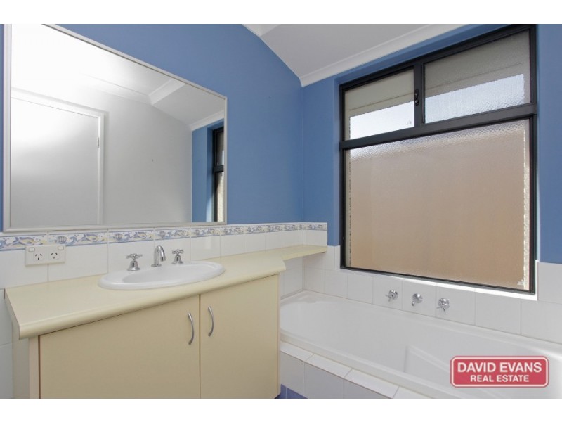 37 Busch Parkway, Pearsall WA 6065