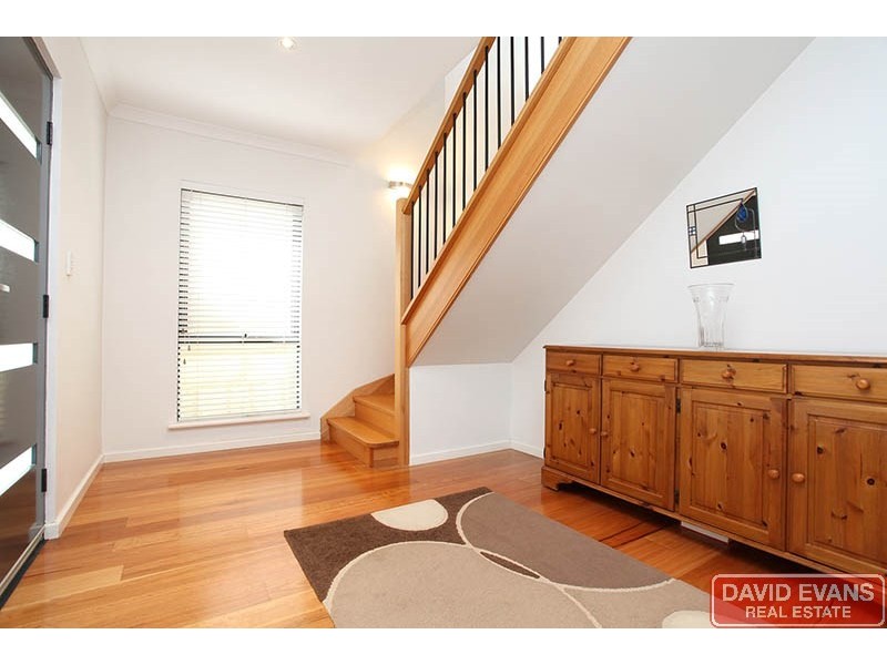 54 Denver Avenue, Madeley WA 6065