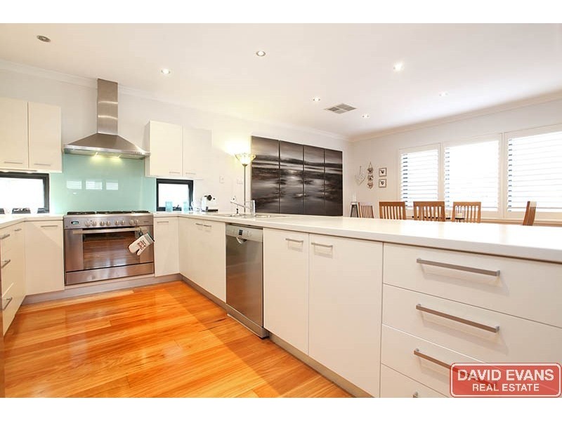 54 Denver Avenue, Madeley WA 6065