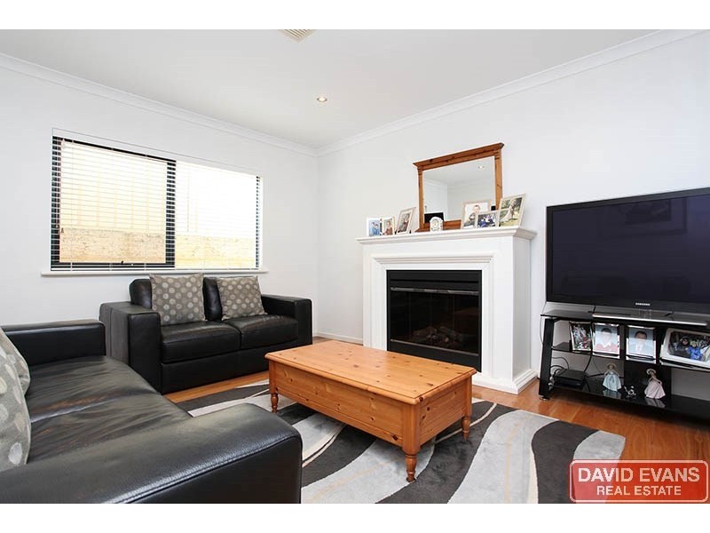 54 Denver Avenue, Madeley WA 6065