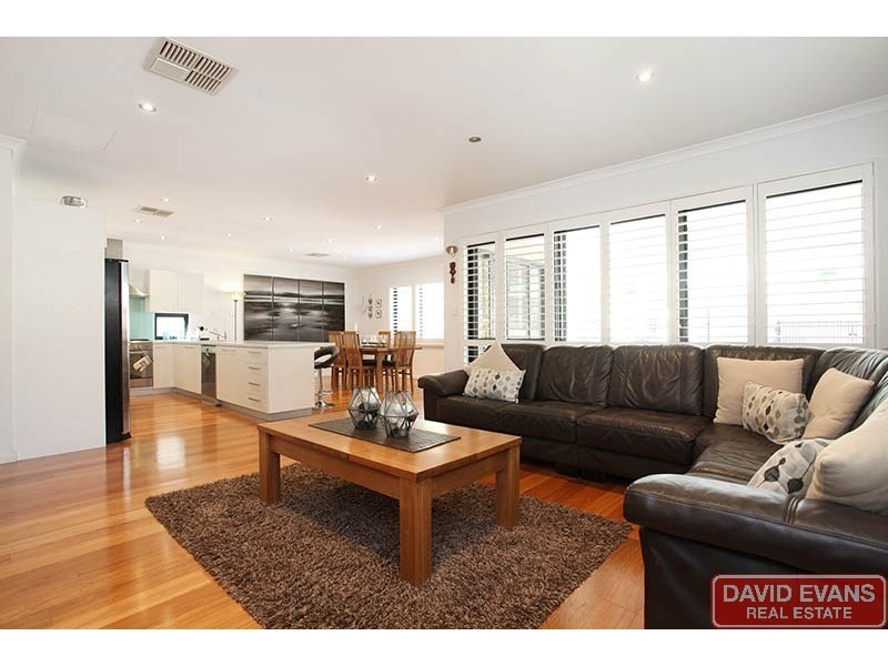 54 Denver Avenue, Madeley WA 6065