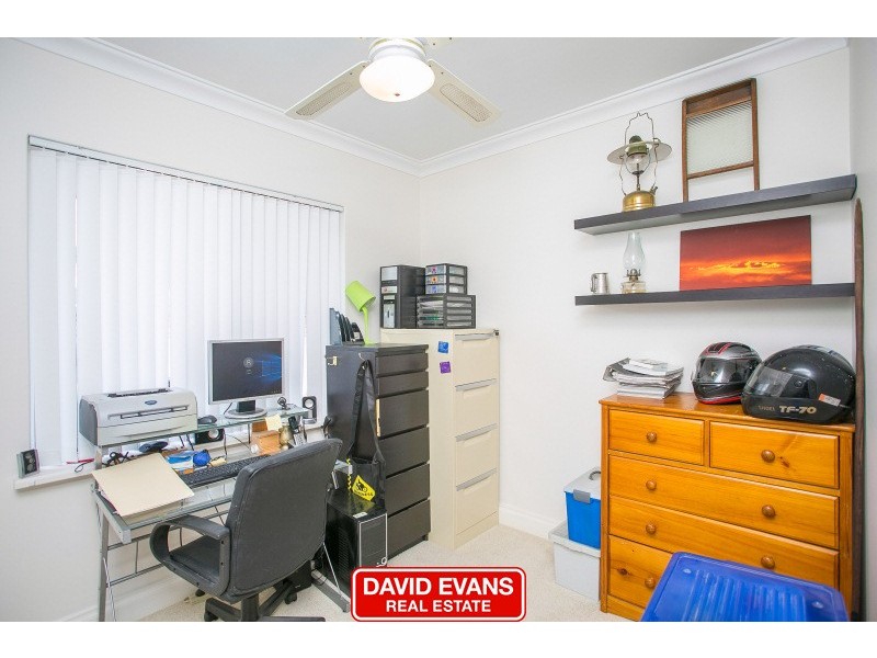 8 Cradle Close, Alexander Heights WA 6064