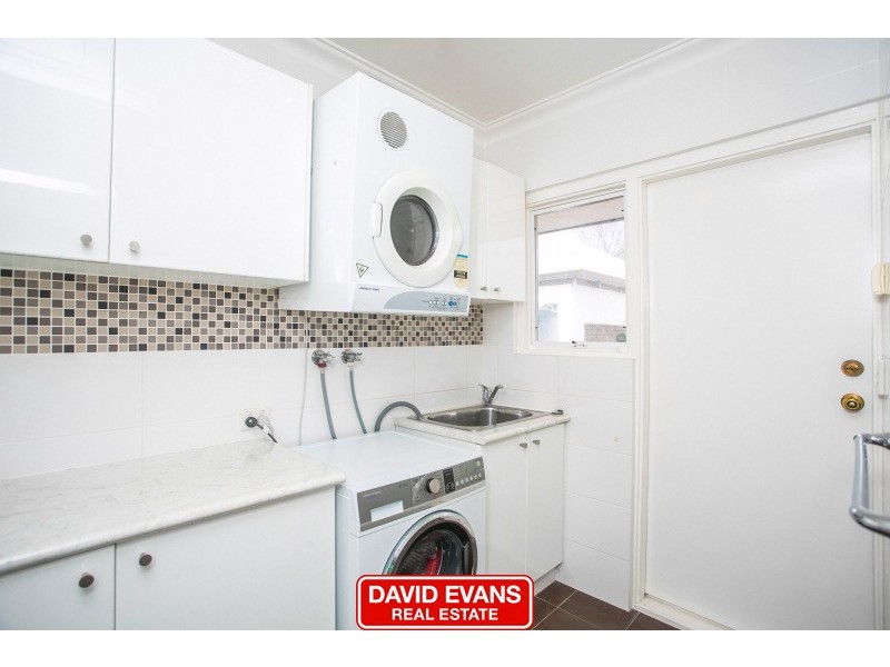 8 Cradle Close, Alexander Heights WA 6064