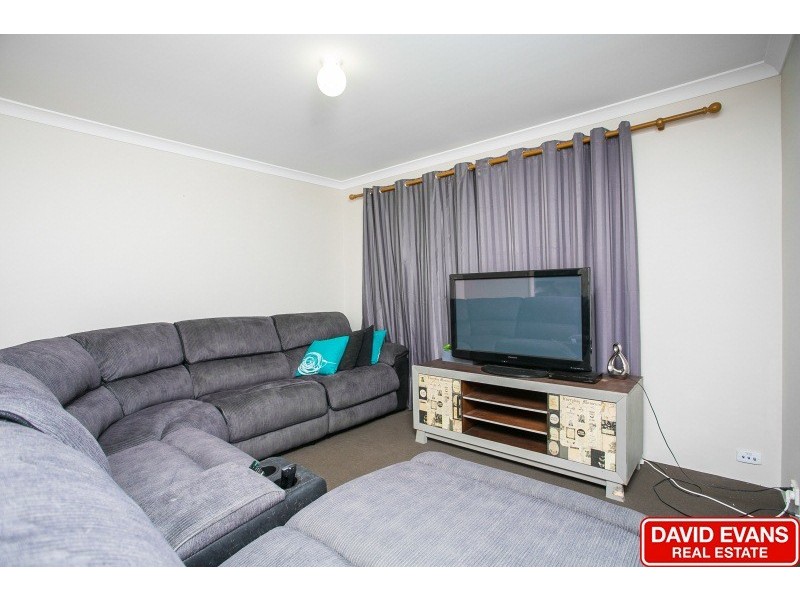 54 Harden Park Trail, Carramar WA 6031