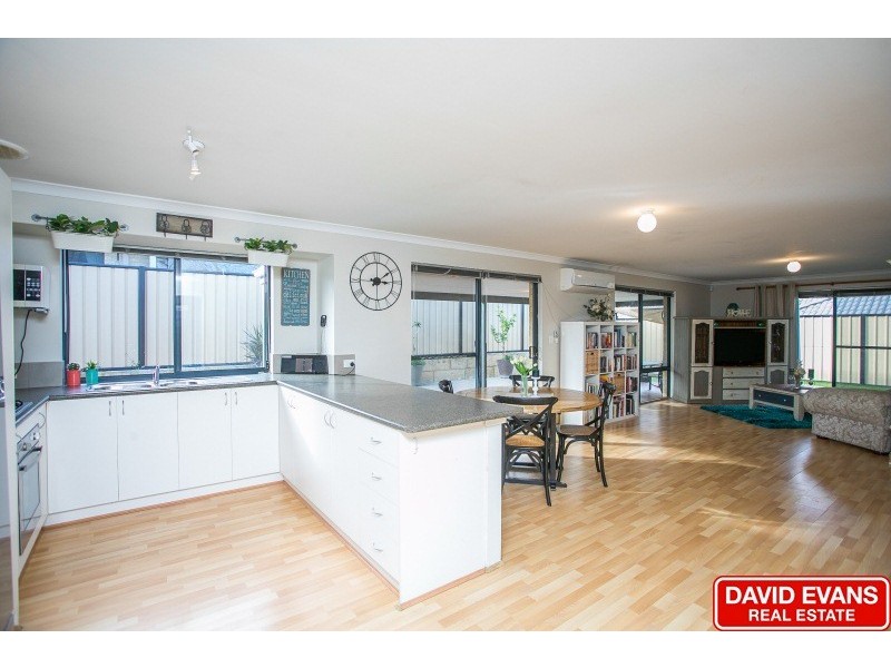 54 Harden Park Trail, Carramar WA 6031