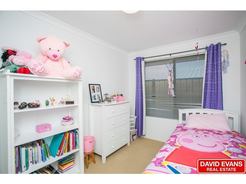 54 Harden Park Trail, Carramar WA 6031