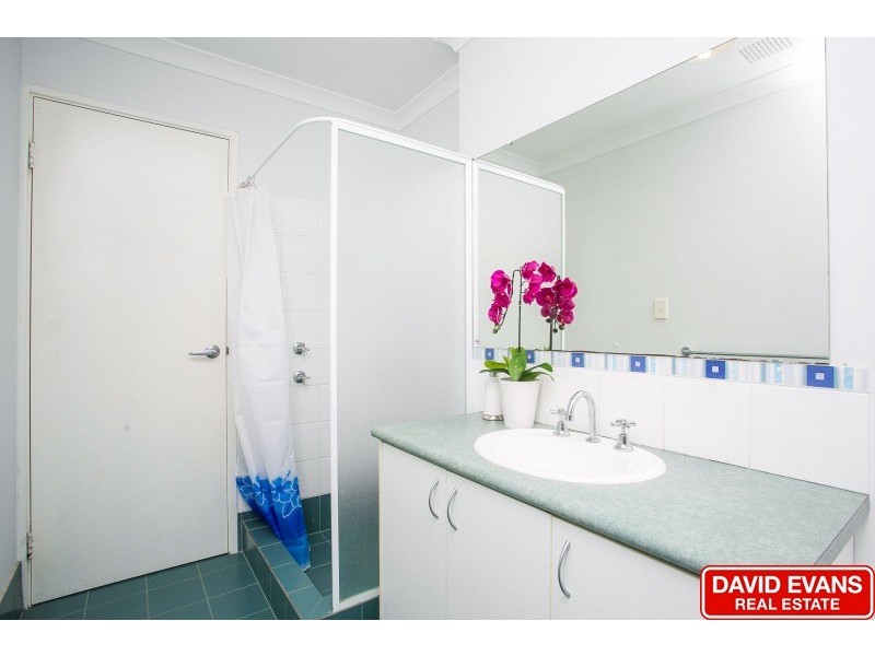 54 Harden Park Trail, Carramar WA 6031