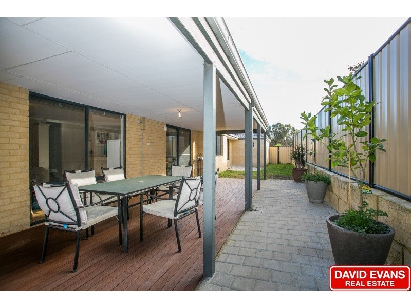 54 Harden Park Trail, Carramar WA 6031