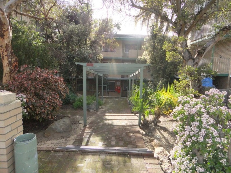 17/148 Peninsula Avenue, Maylands WA 6051