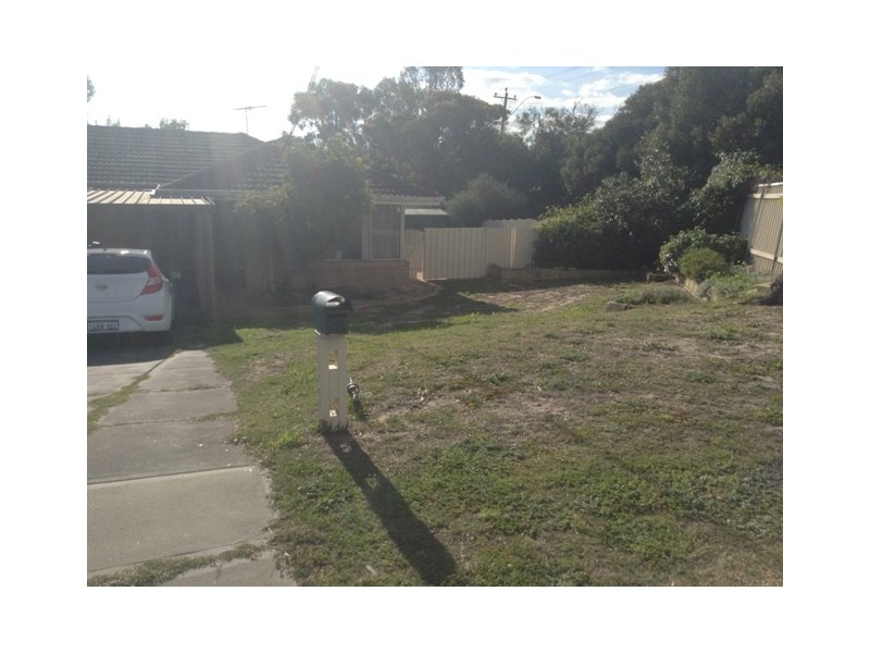 15b McWhae Road, Hillarys WA 6025