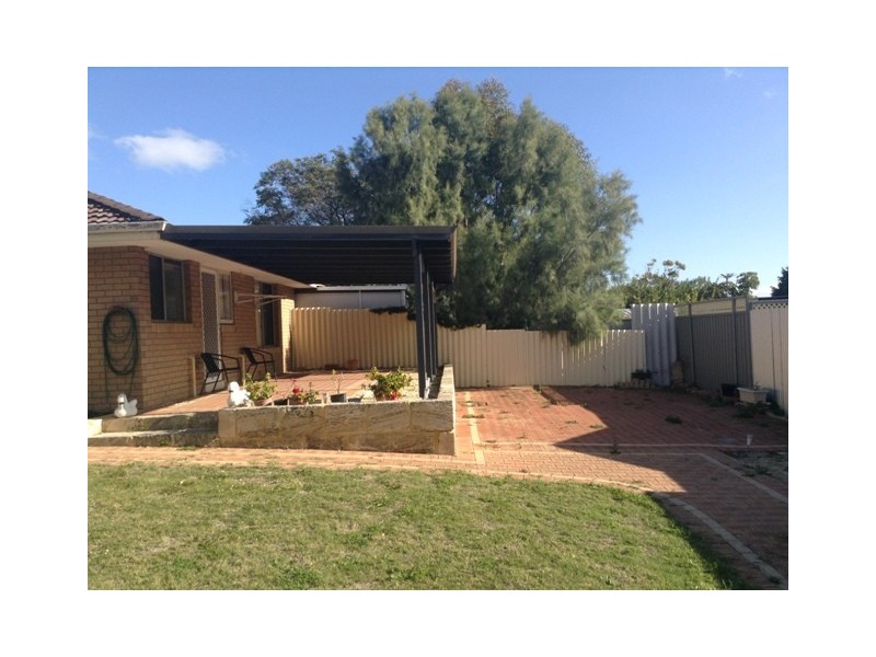 15b McWhae Road, Hillarys WA 6025