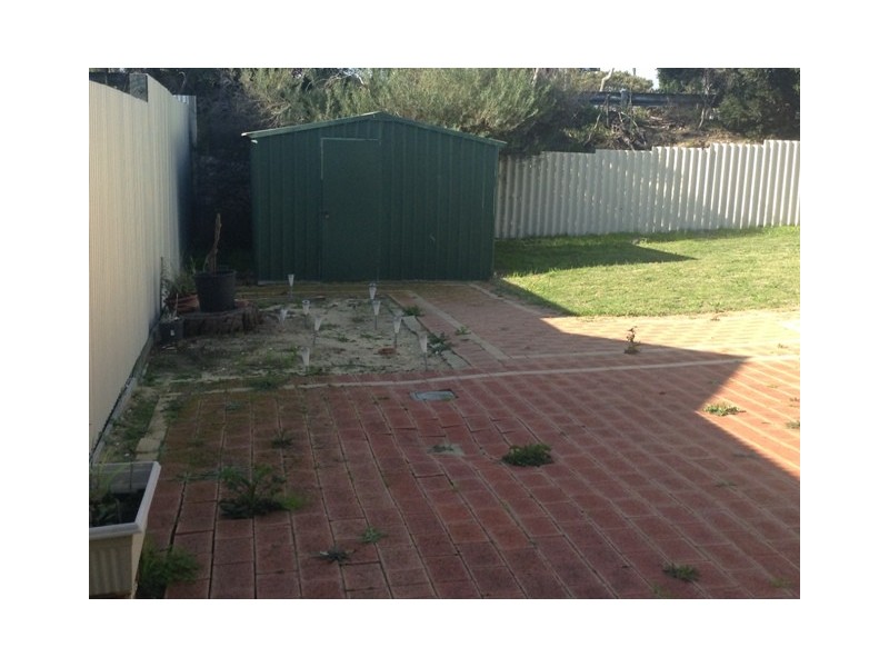 15b McWhae Road, Hillarys WA 6025