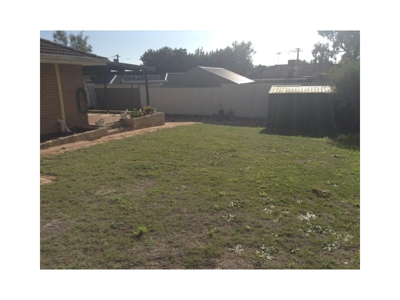 15b McWhae Road, Hillarys WA 6025