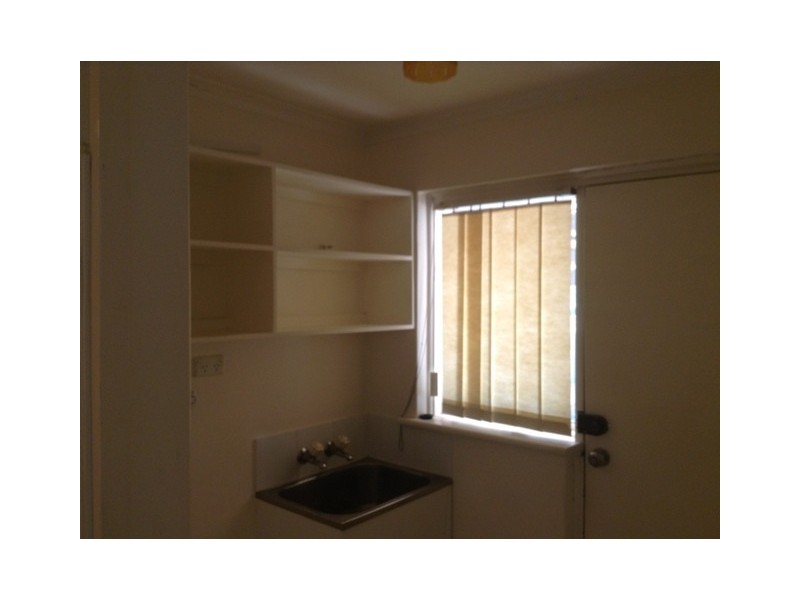 15b McWhae Road, Hillarys WA 6025