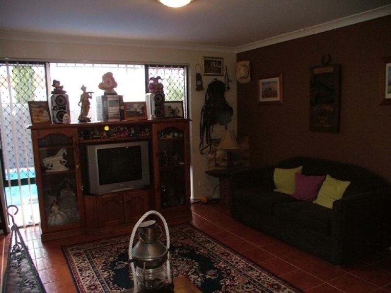 16 Ollera Mndr, Carramar WA 6031