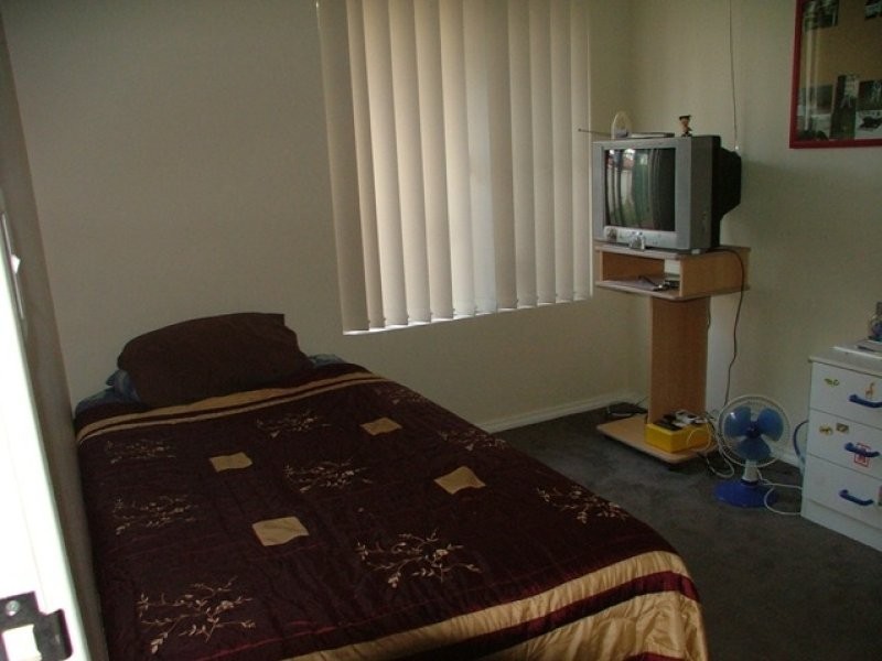 16 Ollera Mndr, Carramar WA 6031