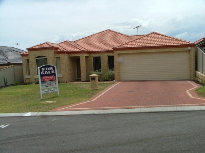 39 Watkins Loop, Tapping WA 6065