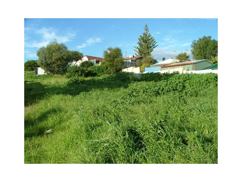 15 Leichhardt Drive, Two Rocks WA 6037